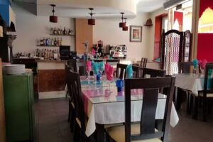 Paras Indian Restaurant