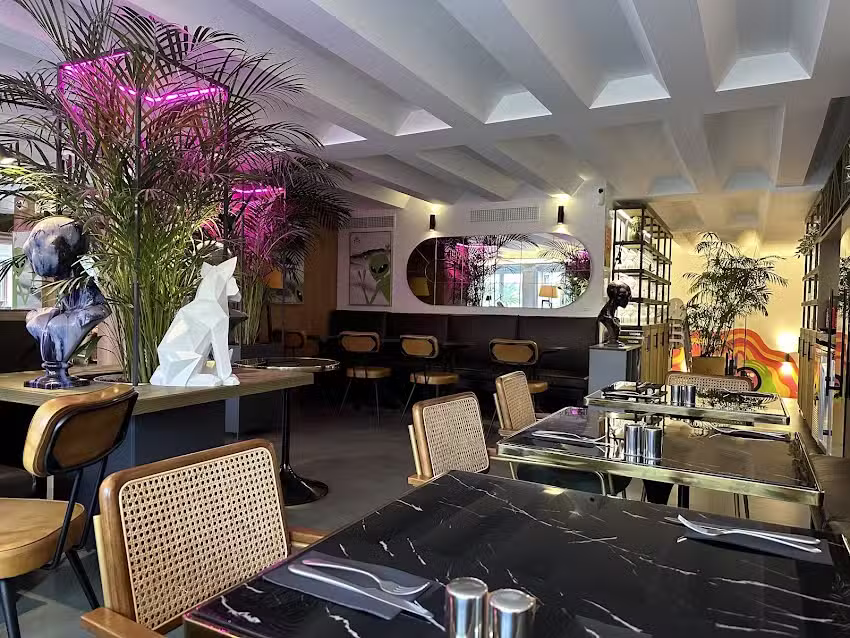 PASQUAL+SHEILA | Plaza de la Reina