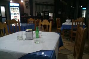 Pensi&oacute;n-Restaurante AND&Eacute;VALO