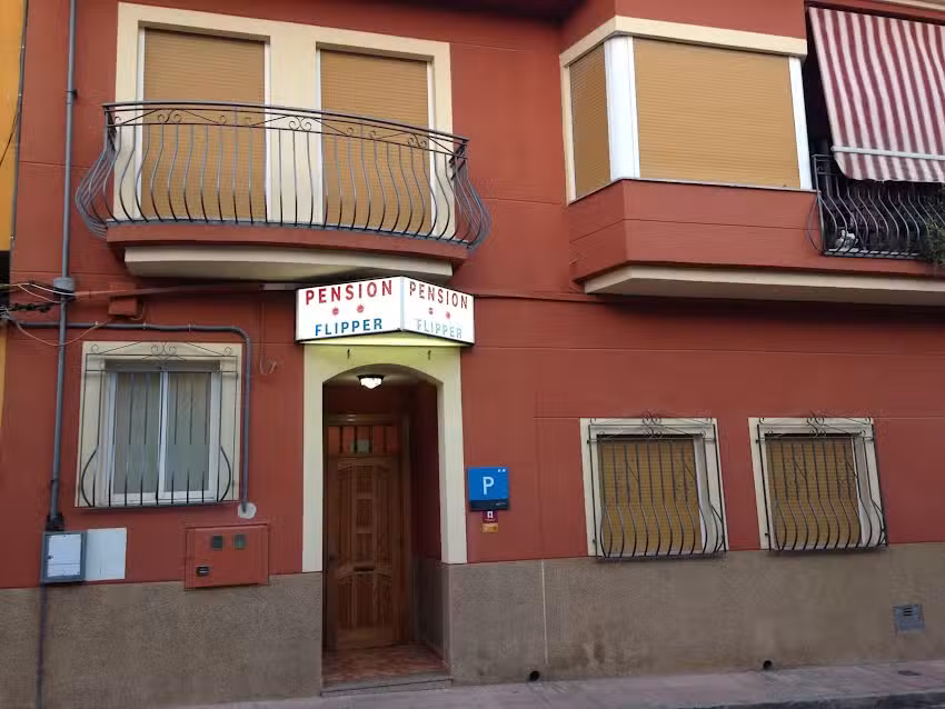 Pensi&oacute;n Restaurante Flipper