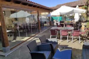 Pensi&oacute;n Restaurante La Costa del Adobe