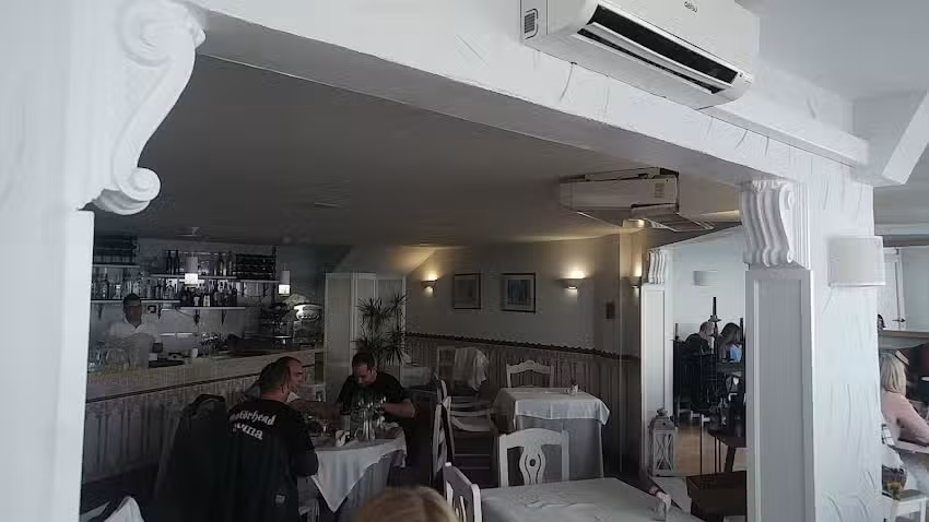 Perla Blanca Restaurante