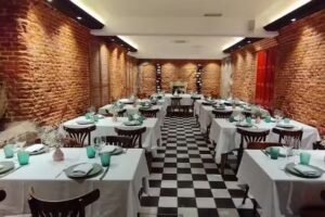 Perro Paco Restaurante