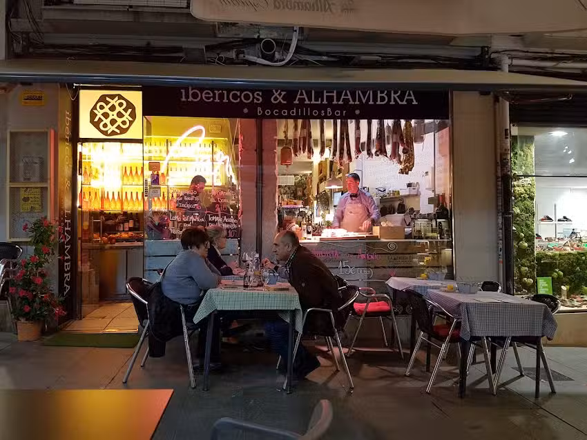 Perromedio Taberna