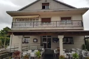 Peteiros e Espi&ntilde;as