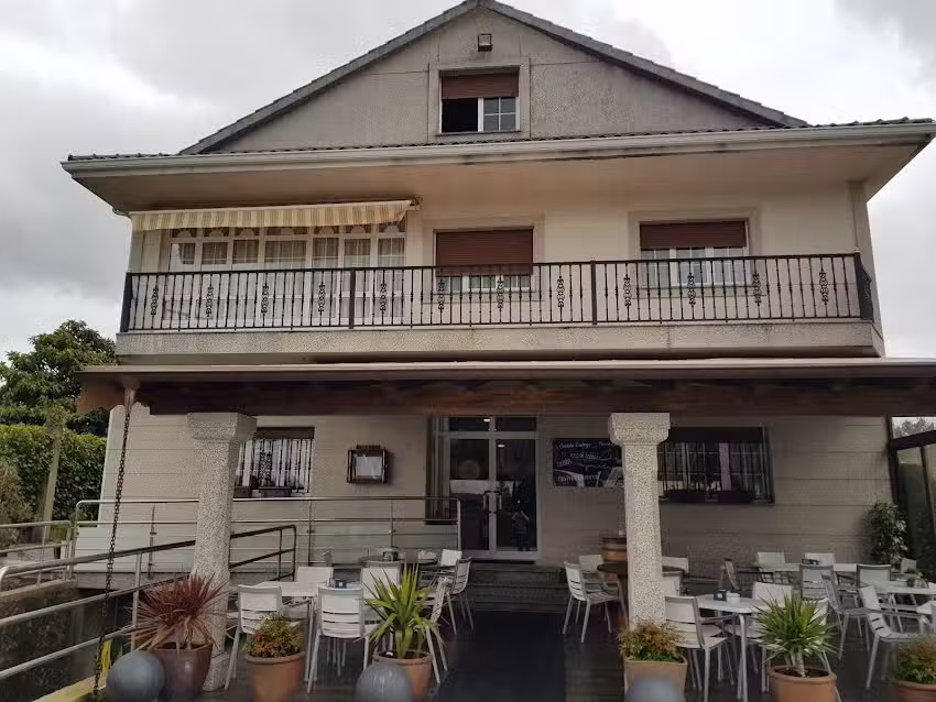 Peteiros e Espi&ntilde;as