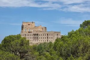 Petit Hotel Hostatgeria Sant Salvador