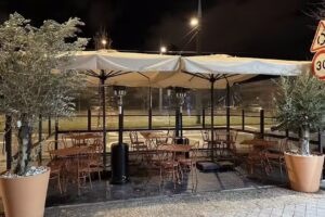 Pietta – 𝗥𝗲𝘀𝘁𝗮𝘂𝗿𝗮𝗻𝘁𝗲 𝗜𝘁𝗮𝗹𝗶𝗮𝗻𝗼 & 𝗣𝗶𝘇𝘇𝗲𝗿𝗶́𝗮 𝗲𝗻 𝗚𝗿𝗮𝗻𝗮𝗱𝗮