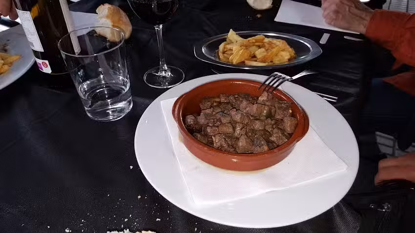 Pimienta y Clavo