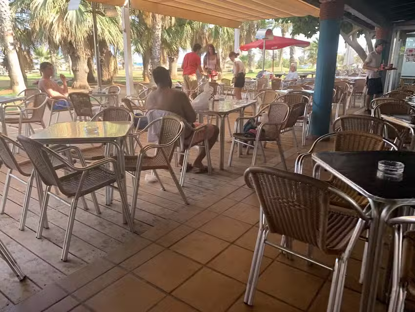 Ping&uuml;ins Burguer