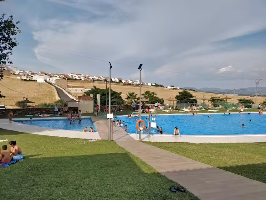 Piscina Municipal de Santa Eufemia