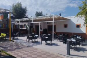 Piscina-para&iacute;so Ceclavin