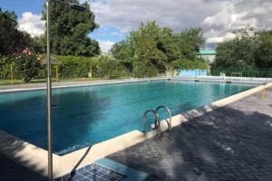 Piscina &ndash; Restaurante &ldquo;El Para&iacute;so&rdquo;