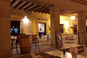 Pitas Pizzas y Tapas