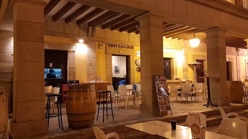 Pitas Pizzas y Tapas