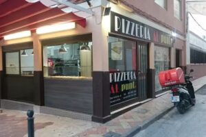 PIZZER&Iacute;A AL PUNT.