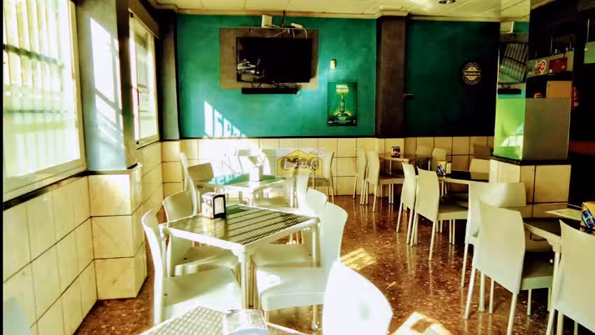 Pizzer&iacute;a Bella Italia