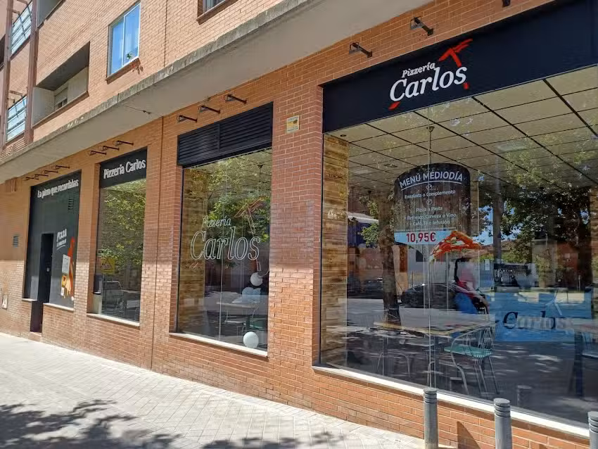 Pizzer&iacute;a Carlos