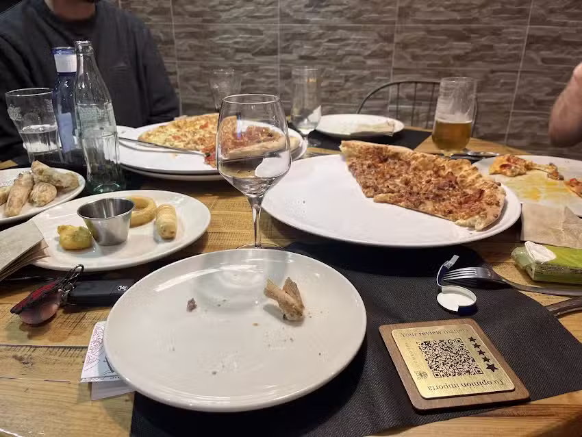 Pizzer&iacute;a Carlos Nar&oacute;n