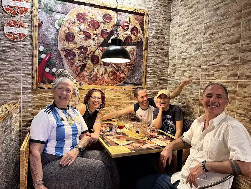 Pizzer&iacute;a Carlos