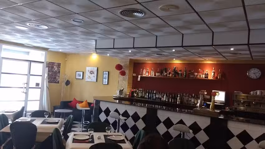 Pizzer&iacute;a Chris