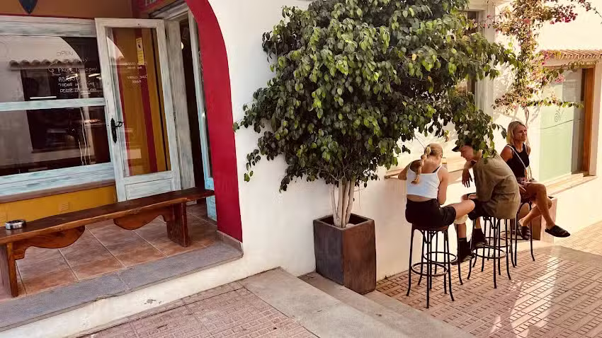 Pizzeria ENFARINARTE San Carlos &ndash; IBIZA