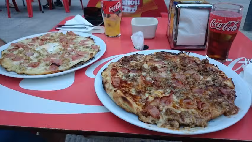 Pizzer&iacute;a Estadio Talavera