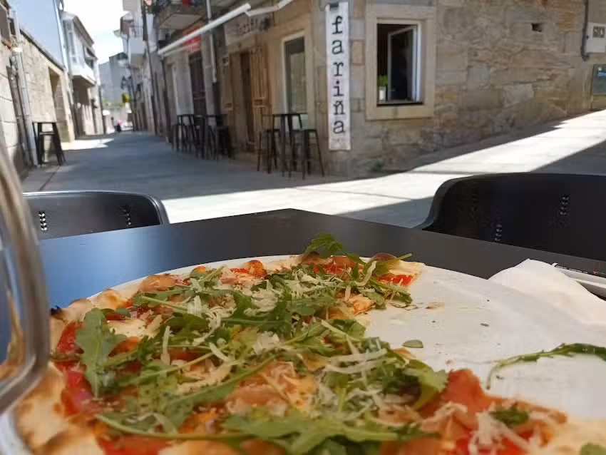 Pizzer&iacute;a Fari&ntilde;a Baiona