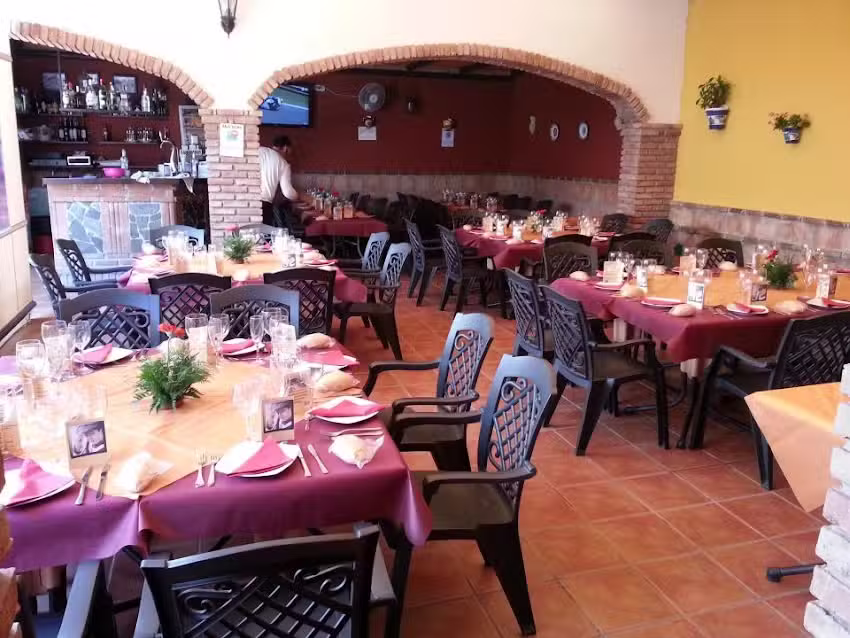 Pizzeria Heladeria La Loma