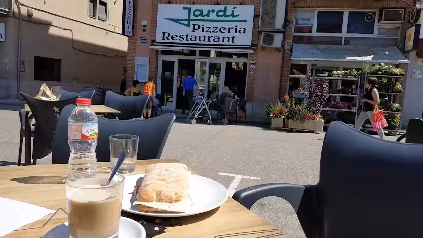 Pizzeria Jardi Ponts