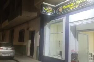 Pizzer&iacute;a-kebab Tobarra