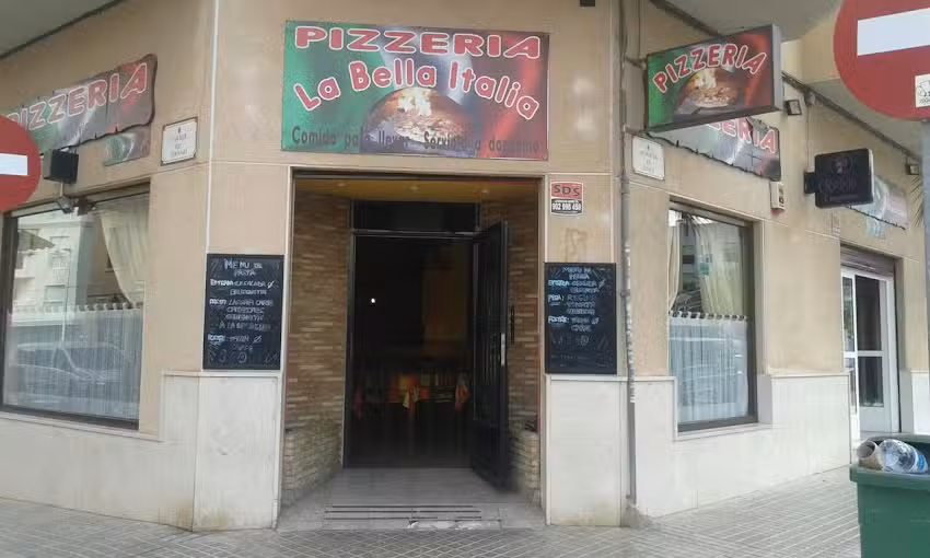Pizzer&iacute;a La Bella Italia