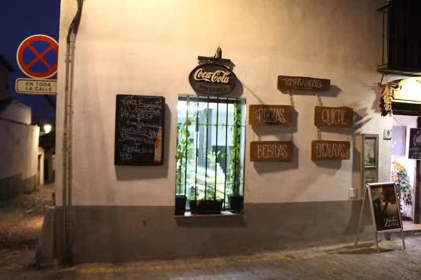 Pizzer&iacute;a La Esquinita Argentina