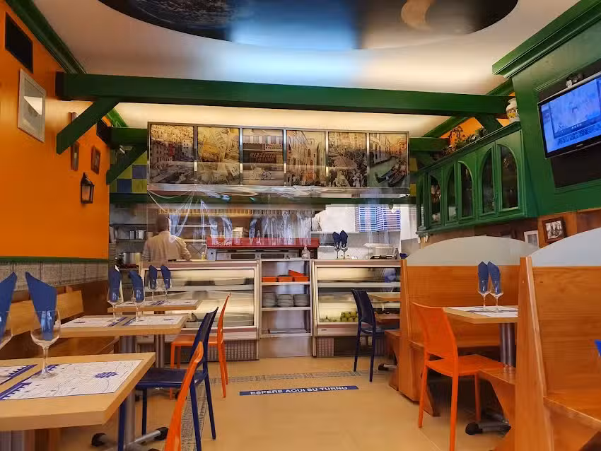 Pizzer&iacute;a La Luna