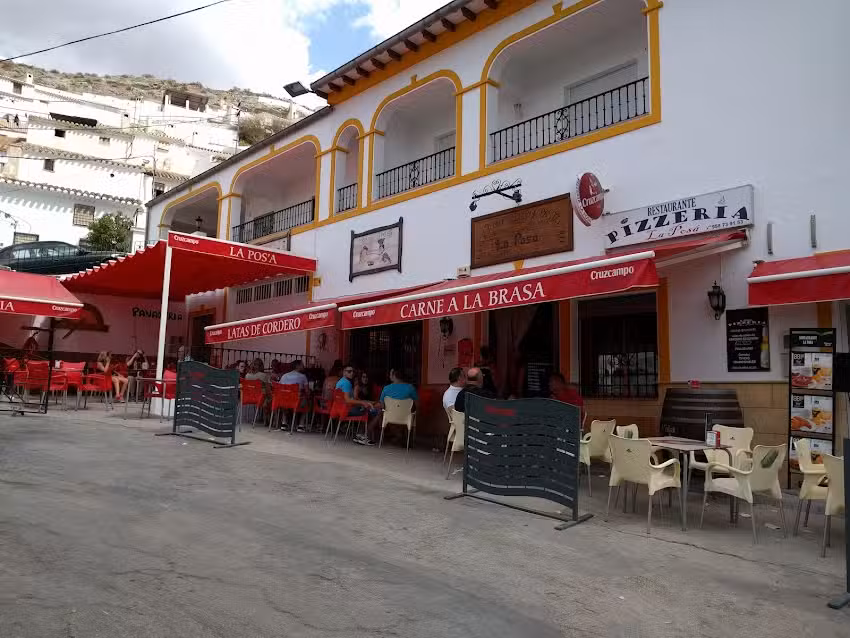 Pizzer&iacute;a La Pos&aacute;