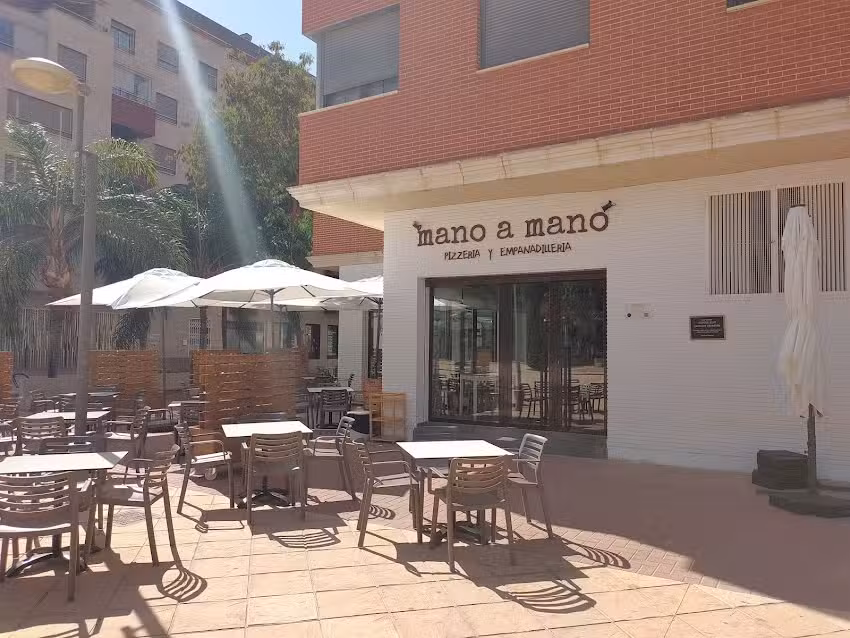 Pizzer&iacute;a Mano a Mano