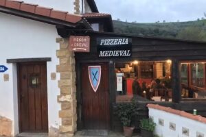Pizzer&iacute;a Medieval El Collado de las Lobas
