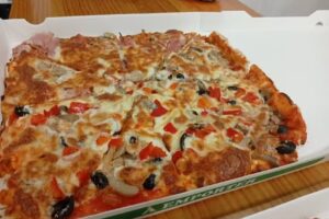 Pizzer&iacute;a Milton de Candeleda