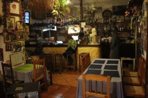 Pizzer&iacute;a Mora Luna