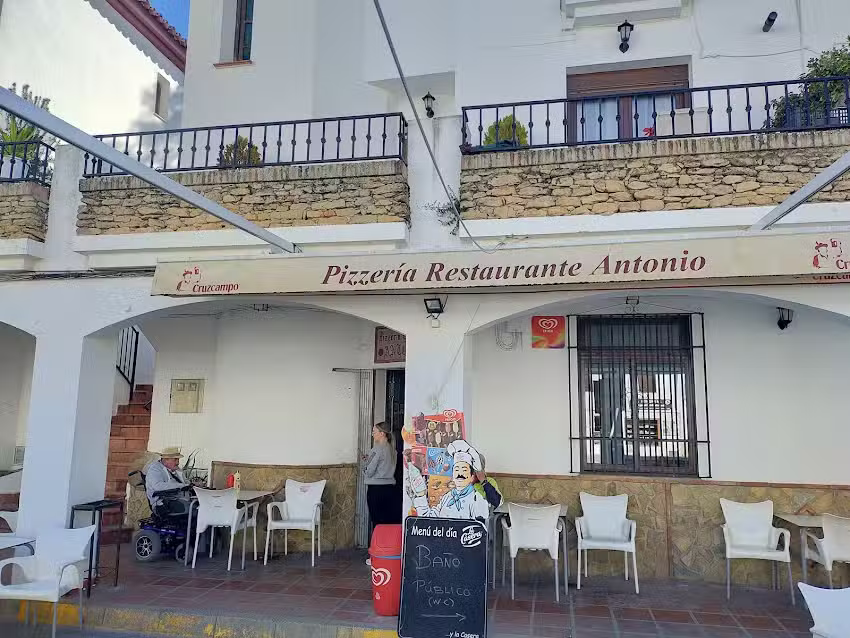 Pizzeria Restaurante Antonio