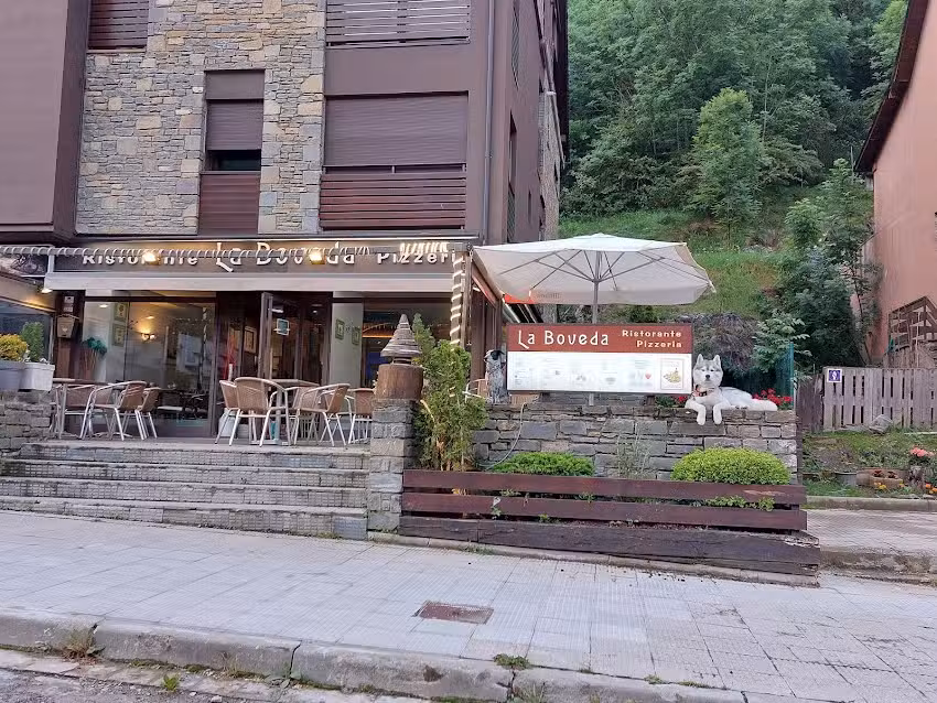 Pizzeria Ristorante La B&oacute;veda