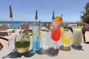 Playa Esmeralda Beach BaR2