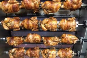 Pollastres a l&rsquo;Ast l&rsquo;Alqueria