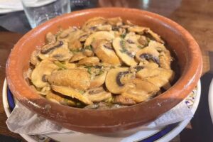 Poller&iacute;a Etxe Zuri