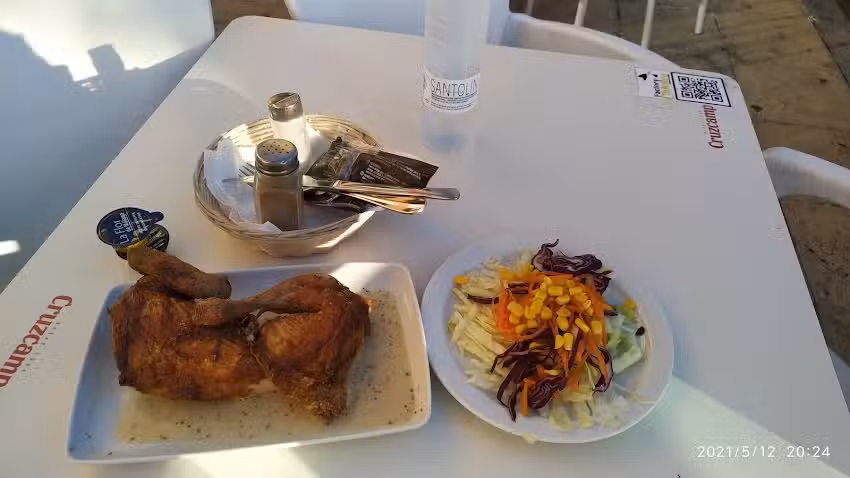 Pollo asado al carb&oacute;n