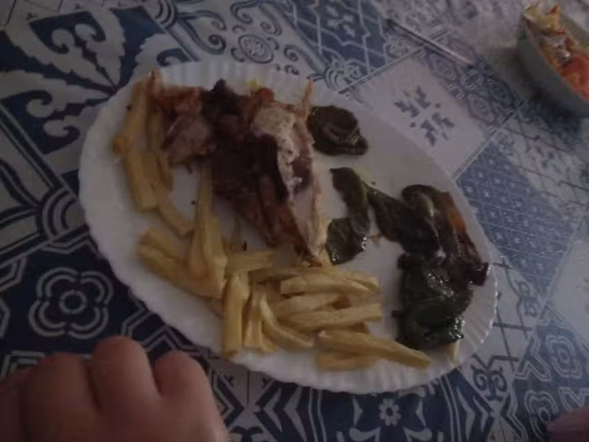 POLLOS ASADOS ROMERO