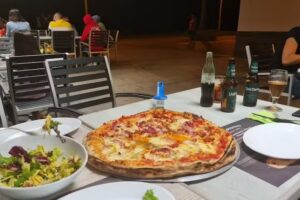 Pomodoro Pizza Pasta y Micono Gelato Bar