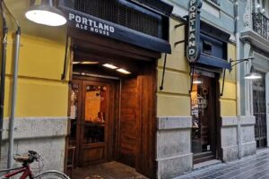 Portland Ale House &ndash; Craft Beer & American Food
