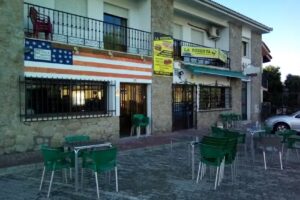 Pub-Bar LA RESERVA AMERICAN GRILL.