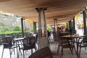 Puerta de los Tristes